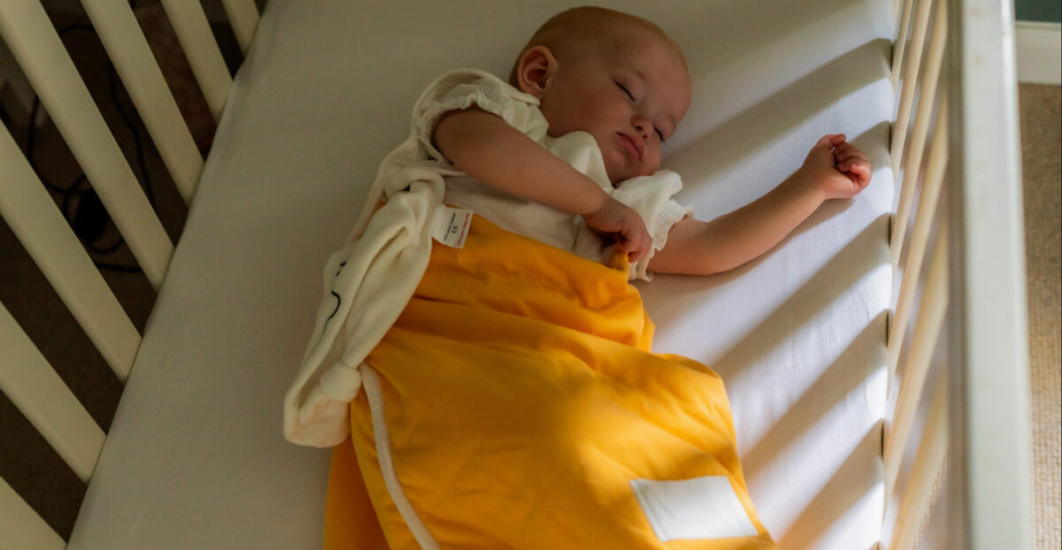 how to adjust your children's sleep through the clock change